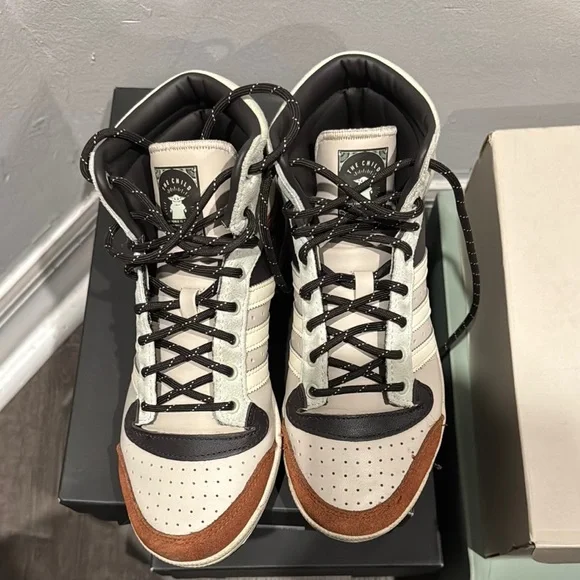 Adidas High-Top Sneakers - Star Wars Collaboration - Picture 3 of 7